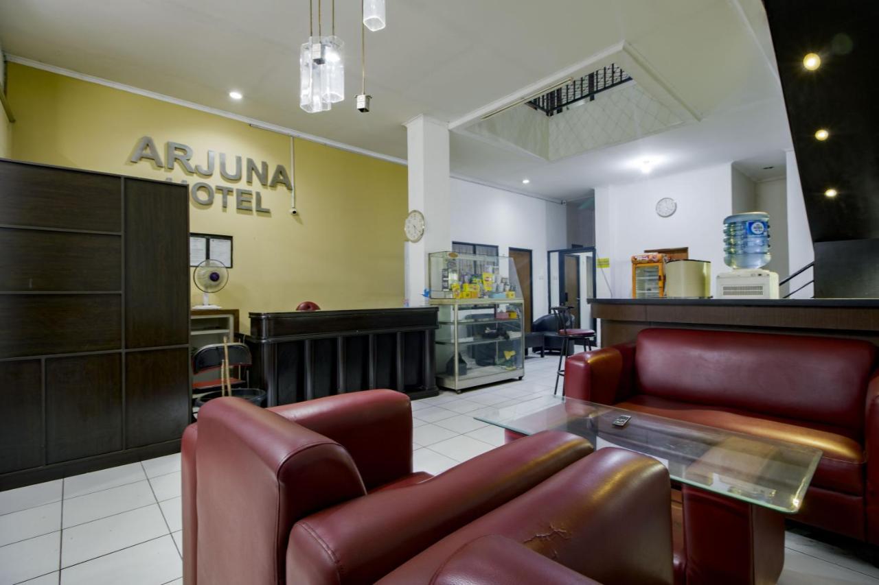 Hotel Arjuna Bekasi Luaran gambar